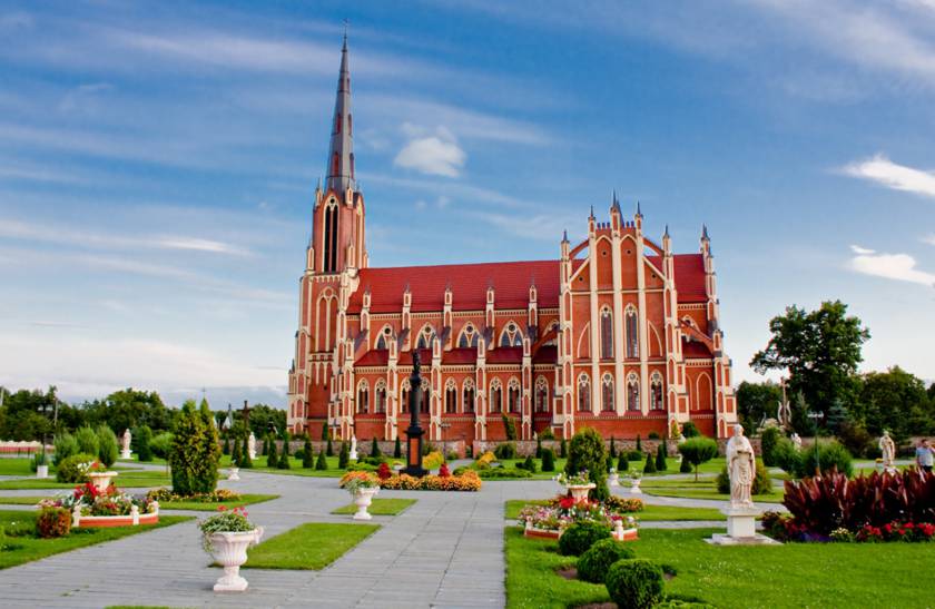 Достопримечательности Беларуси: Костел Святой Троицы