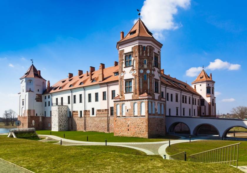 Достопримечательности Белоруссии: Мирский замок