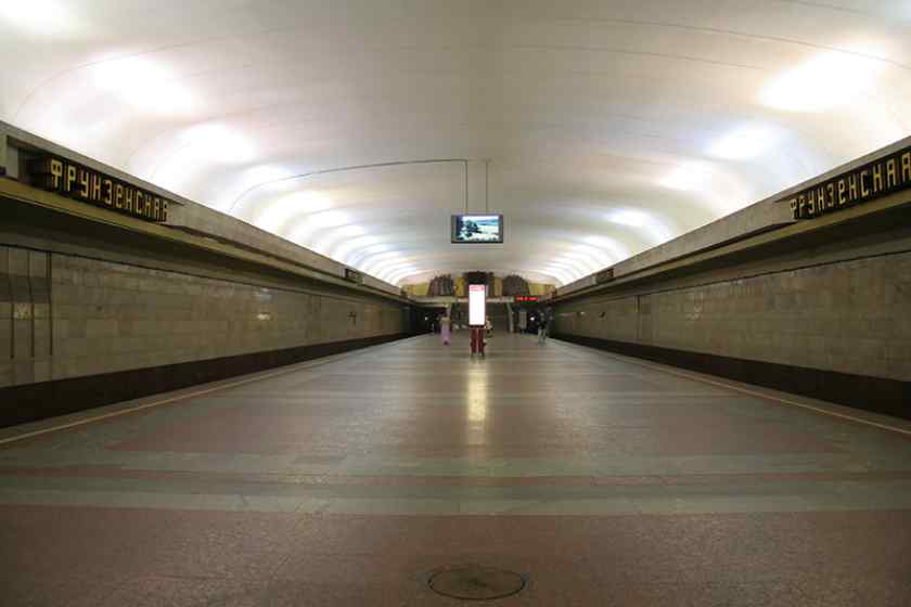 Архитектурный стиль станции метро Фрунзенская в Минске