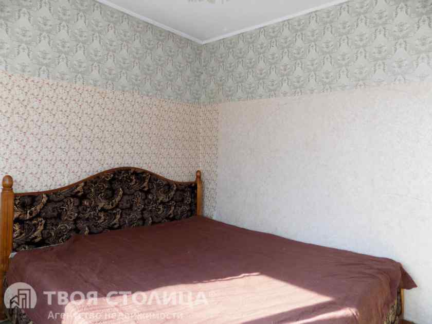 Купить дешёвую трехкомнатную квартиру в Минске по ул. Ангарская