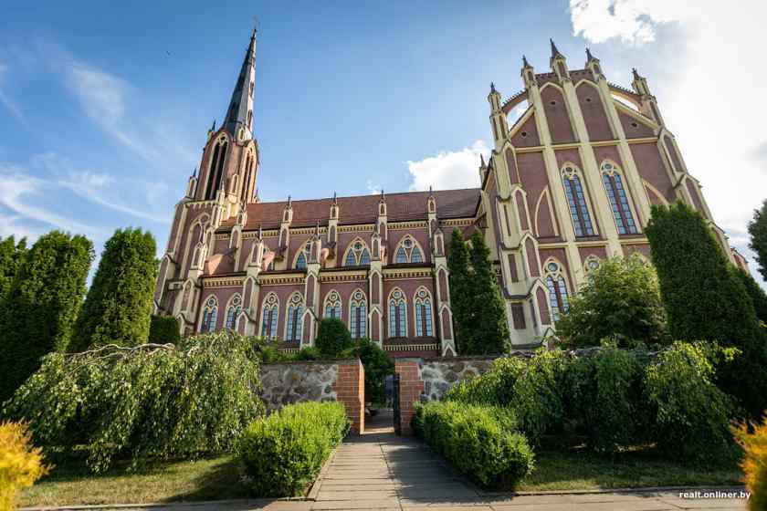 Достопримечательности Беларуси: Костел Святой Троицы в Гервятах