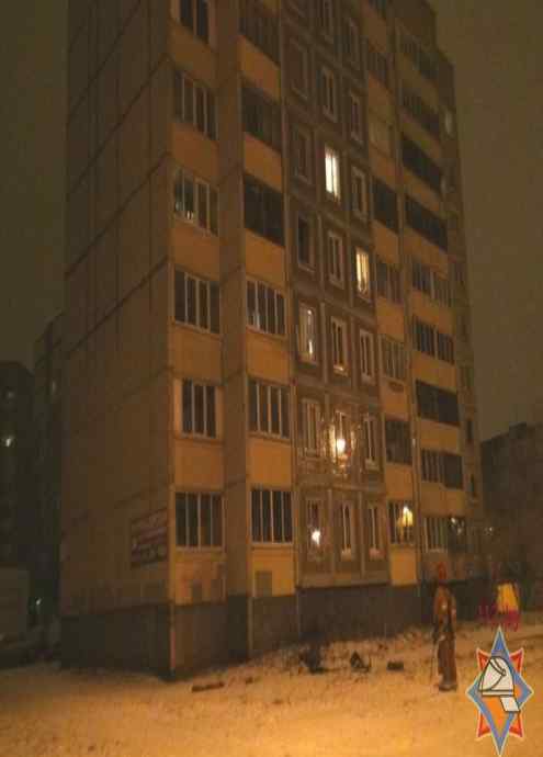 Пожар в Минске: пьяный мужчина умудрился дважды поджечь свою квартиру