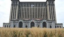 В Детройте распродают дома по 500$